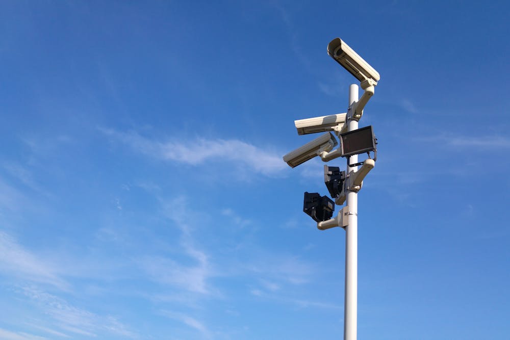 Monitoring a zastosowanie detekcji ruchu w systemach obserwacji